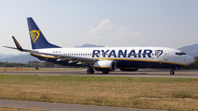 9H-QAY:Boeing 737-800:Ryanair